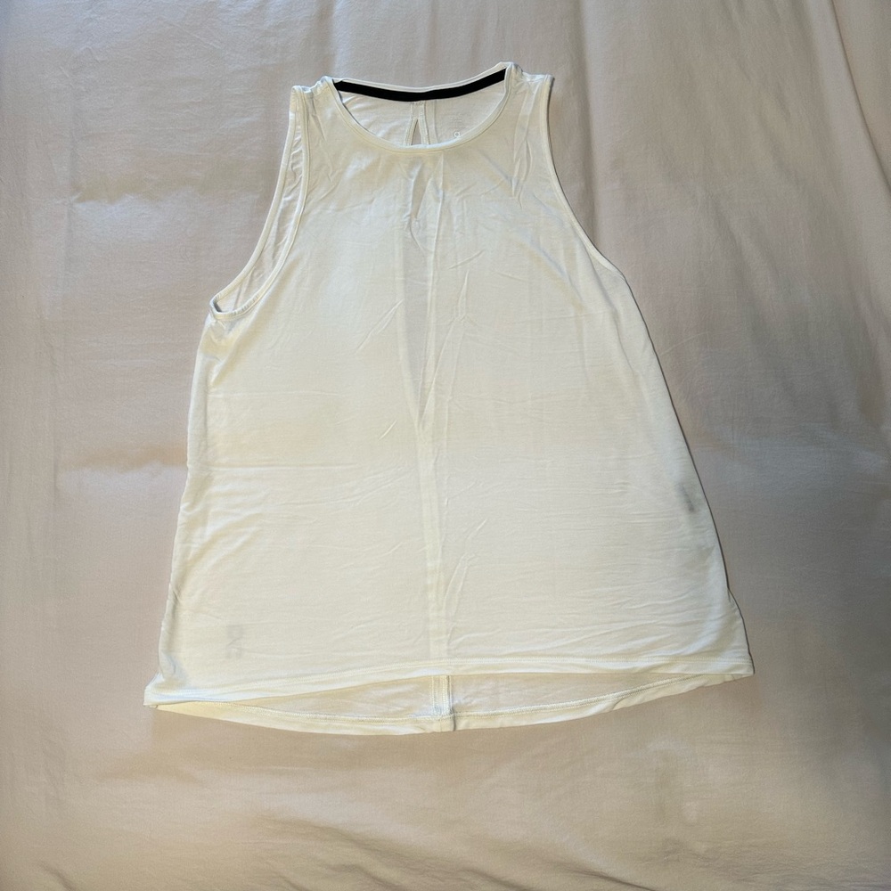 Run On Clouds Active Tank